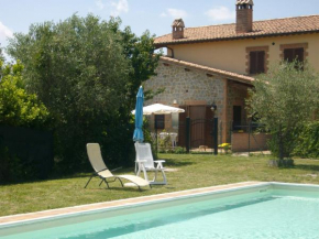 La Loggina Maxi con 2 giardini recintati privati Tuoro Sul Trasimeno